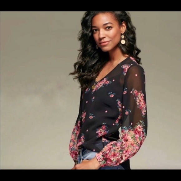 Cabi blooming blouse - Picture 2 of 3